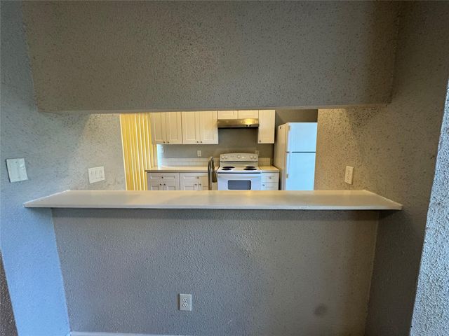 11217 Pender Lane, Houston, TX 77477