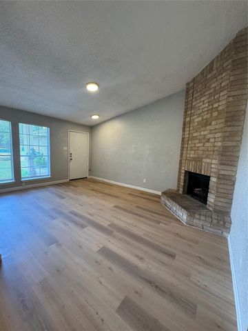 11217 Pender Lane, Houston, TX 77477