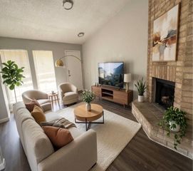 11217 Pender Lane, Houston, TX 77477