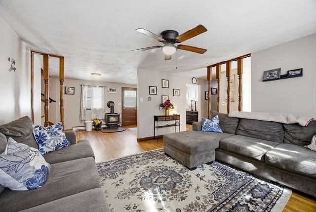 151 Windsor Dr, Whitman, MA 02382