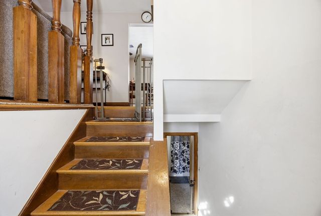 151 Windsor Dr, Whitman, MA 02382