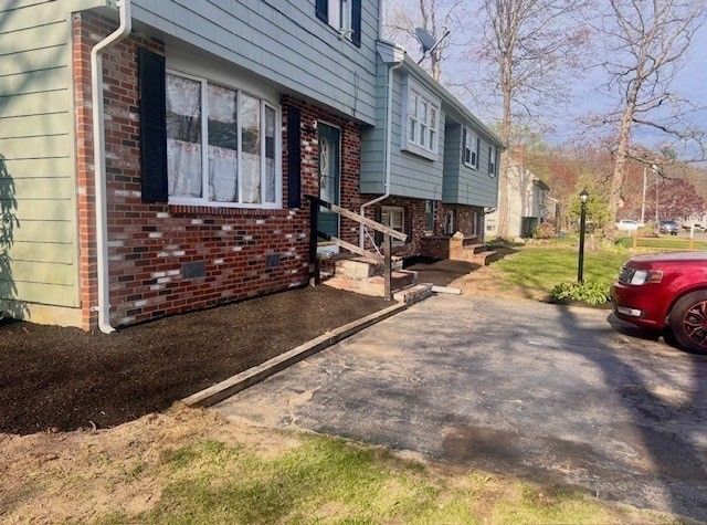 151 Windsor Dr, Whitman, MA 02382