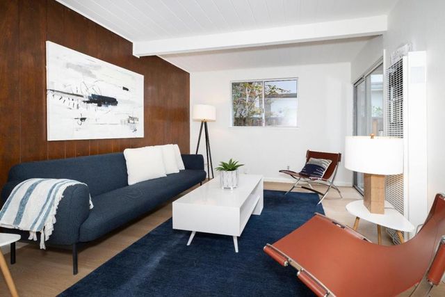 860 Marshall Drive, Palo Alto, CA 94303