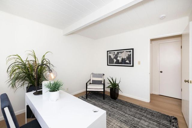 860 Marshall Drive, Palo Alto, CA 94303