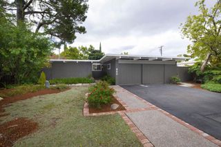860 Marshall Drive, Palo Alto, CA 94303