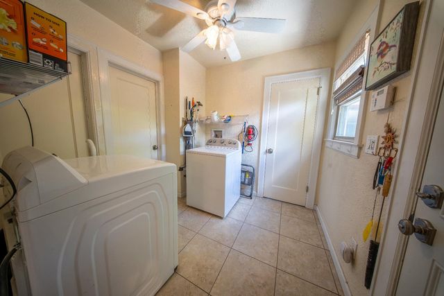 1370 N Van Ness Avenue, Fresno, CA 93728