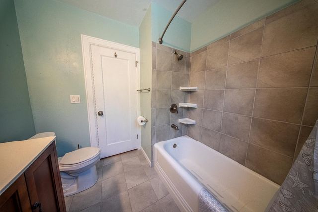 1370 N Van Ness Avenue, Fresno, CA 93728