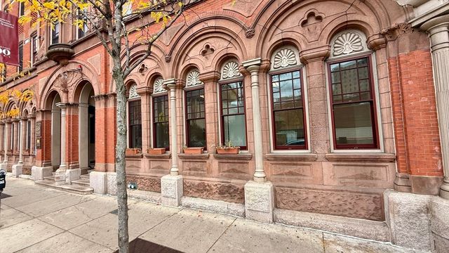 708 Huntington Ave, Boston, MA 02115