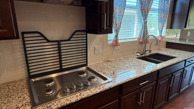 13017 River Station, San Antonio, TX 78253