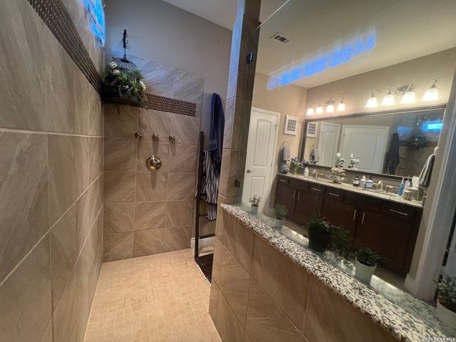 13017 River Station, San Antonio, TX 78253