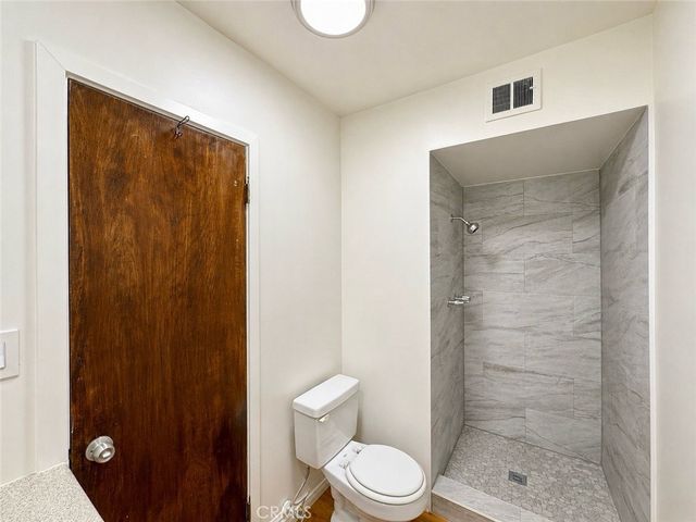 410 N Market Street 17, Inglewood, CA 90302