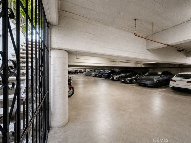 410 N Market Street 17, Inglewood, CA 90302