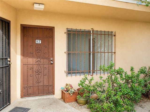 410 N Market Street 17, Inglewood, CA 90302