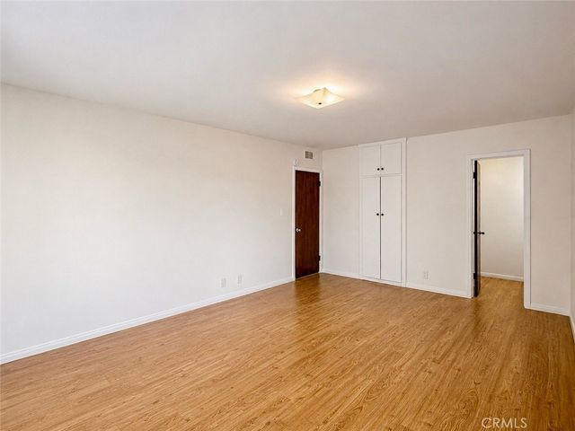 410 N Market Street 17, Inglewood, CA 90302