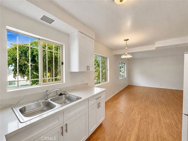 410 N Market Street 17, Inglewood, CA 90302