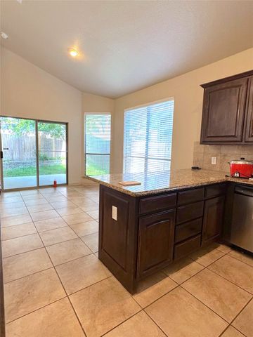1212 Sunderland Lane, Fort Worth, TX 76134