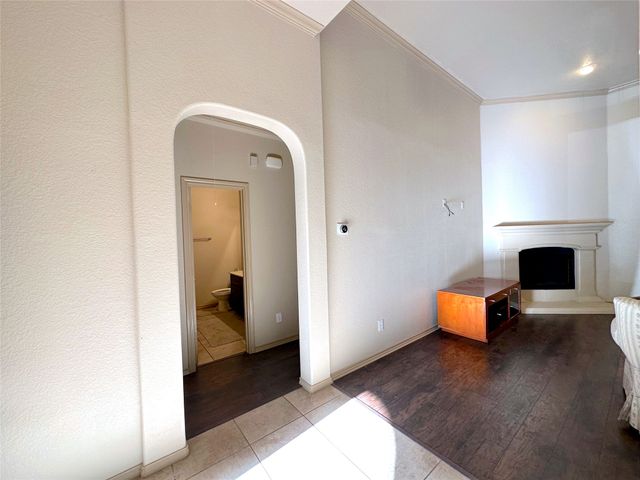 1212 Sunderland Lane, Fort Worth, TX 76134
