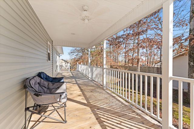 455 Carriage Dr, Crossville, TN 38555