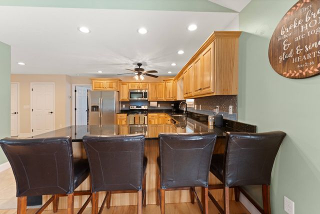 455 Carriage Dr, Crossville, TN 38555