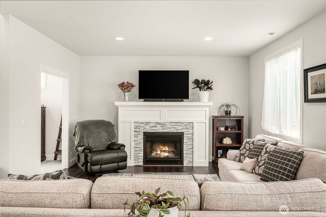 16309 95th Avenue SE, Snohomish, WA 98296