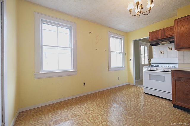 68 Bushwick Road, Poughkeepsie, NY 12603