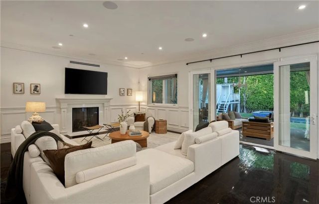 4417 Atoll Avenue, Sherman Oaks, CA 91423