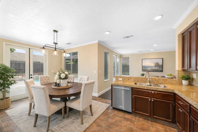 1351 Longfellow Cir, Roseville, CA 95747