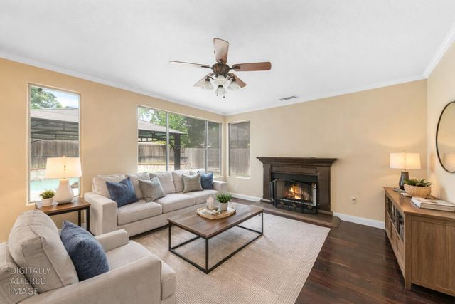 1351 Longfellow Cir, Roseville, CA 95747