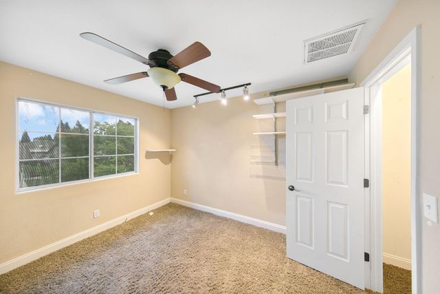 1351 Longfellow Cir, Roseville, CA 95747