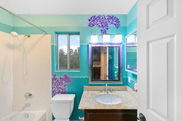 1351 Longfellow Cir, Roseville, CA 95747