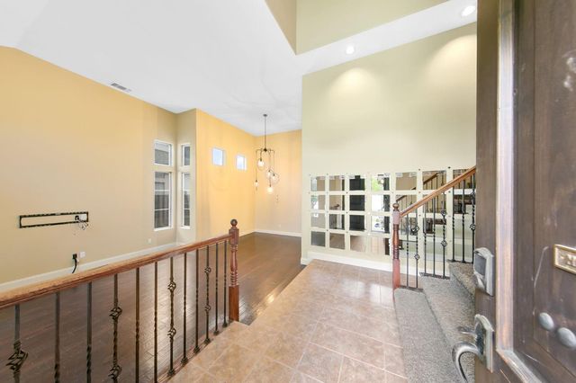 1351 Longfellow Cir, Roseville, CA 95747