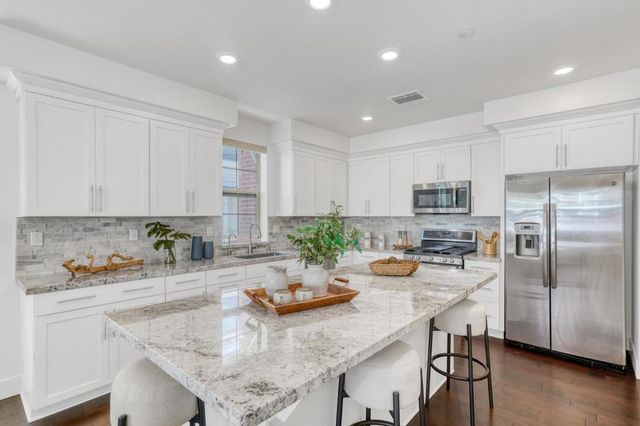 8533 Seawind Way, Newark, CA 94560
