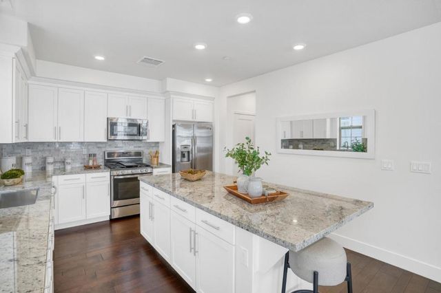 8533 Seawind Way, Newark, CA 94560