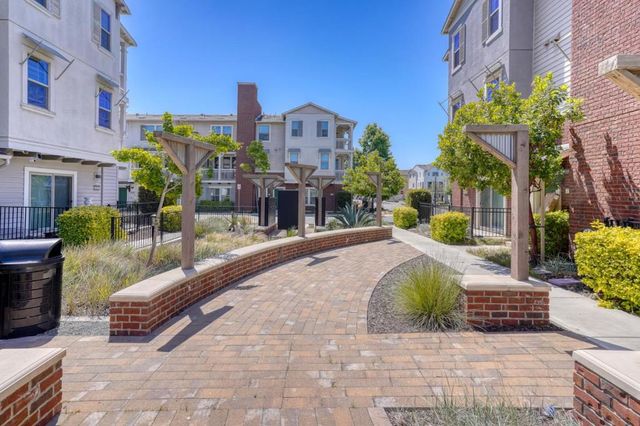 8533 Seawind Way, Newark, CA 94560