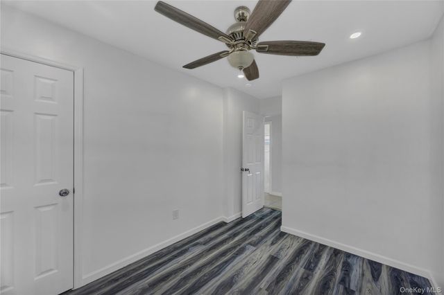 170 5th Street, Hicksville, NY 11801