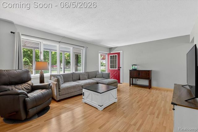 2083 Wells Road, Dundee, MI 48131