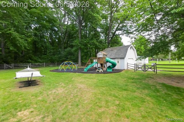 2083 Wells Road, Dundee, MI 48131