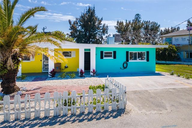 441 63RD STREET, Holmes Beach, FL 34217