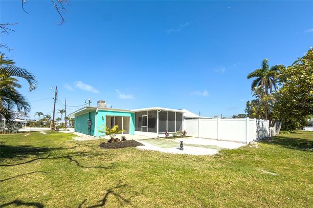 441 63RD STREET, Holmes Beach, FL 34217