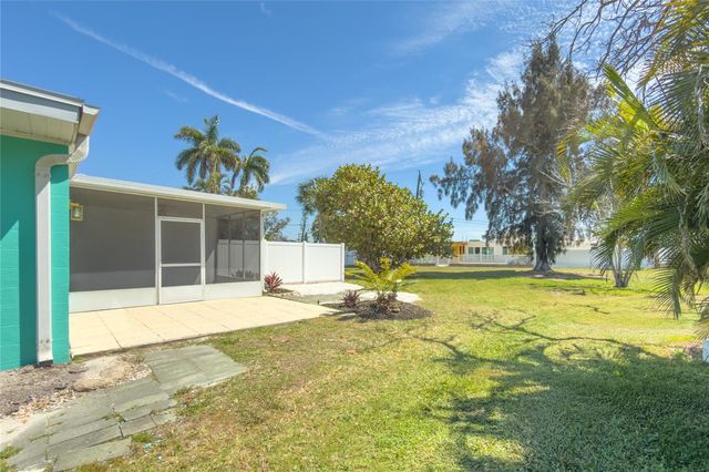 441 63RD STREET, Holmes Beach, FL 34217