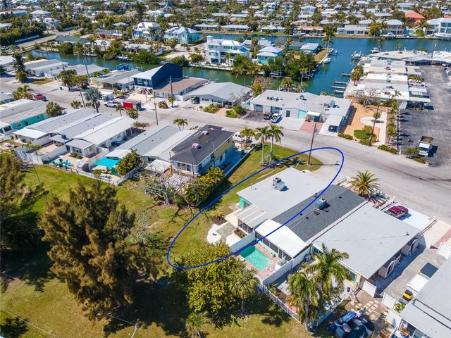 441 63RD STREET, Holmes Beach, FL 34217