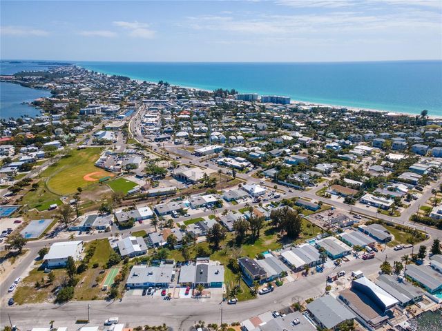 441 63RD STREET, Holmes Beach, FL 34217