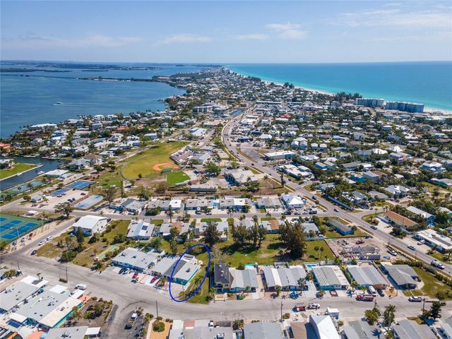 441 63RD STREET, Holmes Beach, FL 34217