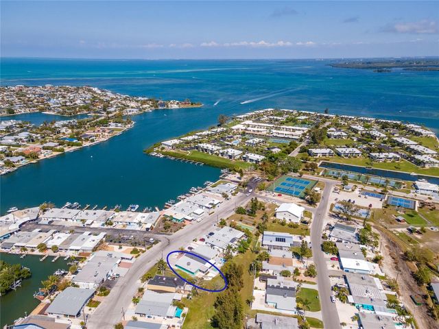441 63RD STREET, Holmes Beach, FL 34217