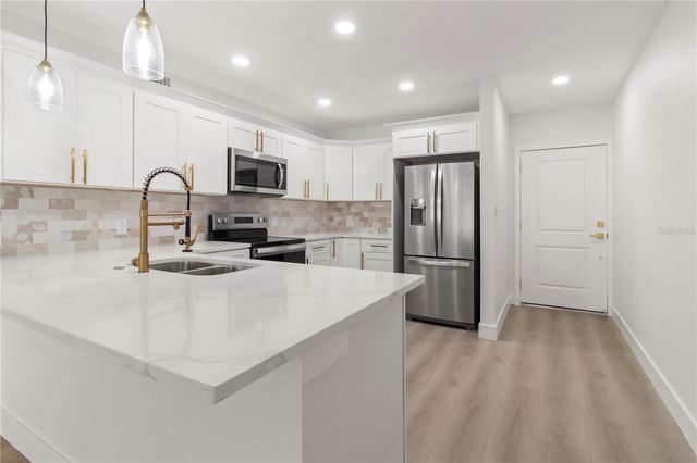 441 63RD STREET, Holmes Beach, FL 34217