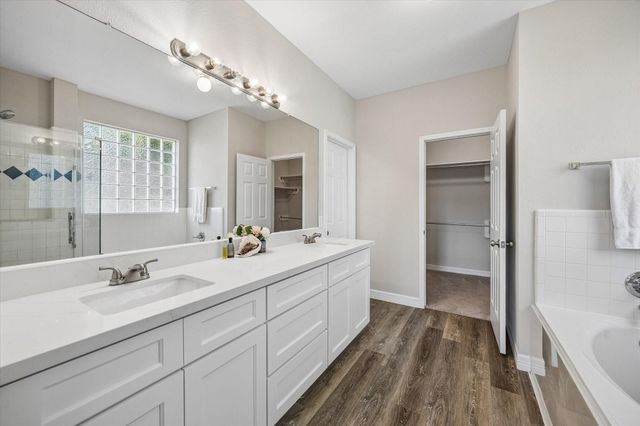 4107 Sorenson Drive, Pearland, TX 77584