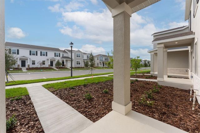 2341 WHITE BUFFALO STREET, Apopka, FL 32703