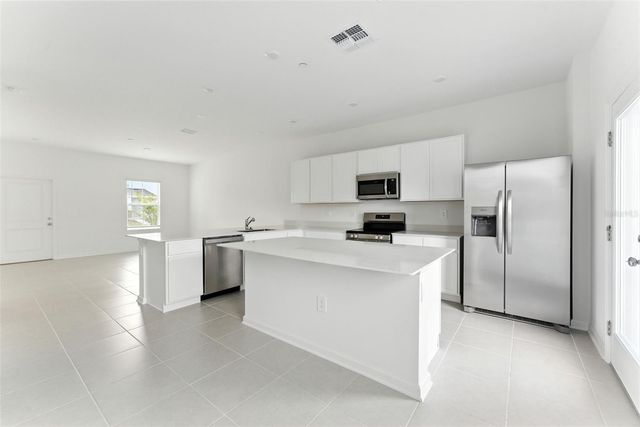 2341 WHITE BUFFALO STREET, Apopka, FL 32703