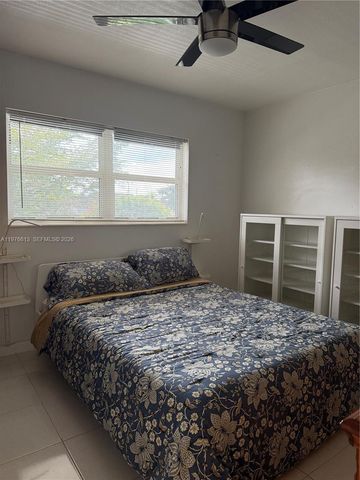 5141 W Oakland Park Boulevard 311, Lauderdale Lakes, FL 33313