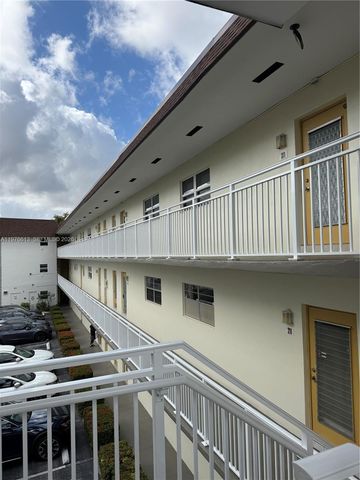 5141 W Oakland Park Boulevard 311, Lauderdale Lakes, FL 33313
